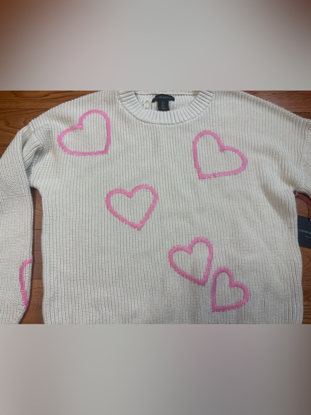 Cynthia Rowley Embroidered Heart Sweater NWT - Picture 2 of 8